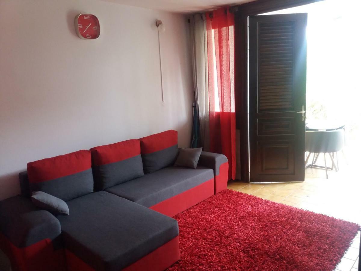 Studio A Louer Proche Des Plages Apartamento Sainte-Anne Exterior foto